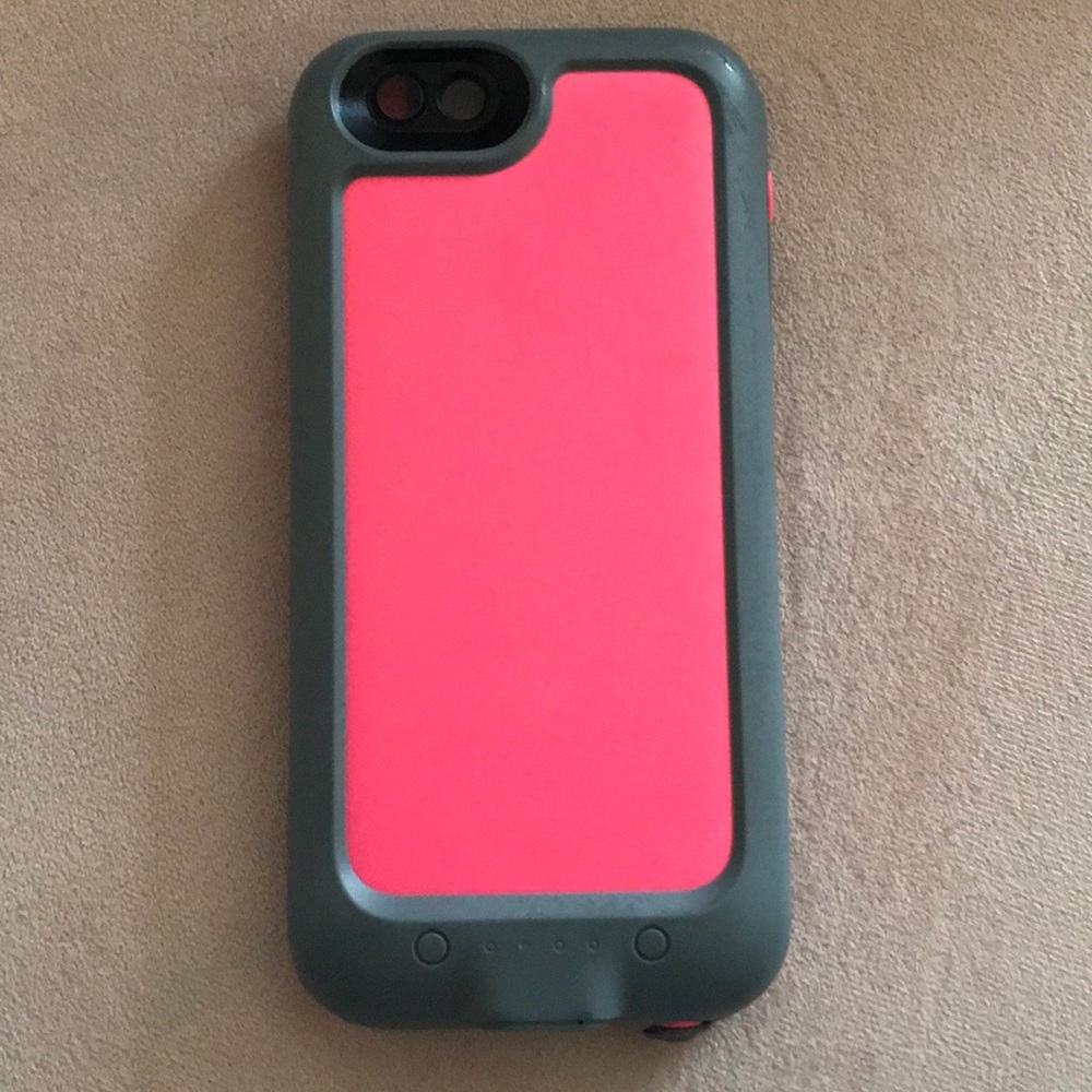 Mophie iPhone cover with battery pack attached